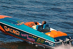 30' Activator Super V Light / Poker Run Edition-049_49_0001.jpg