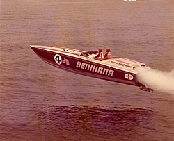 Anyone have pics of 1979 Benihana 38' Cigarette flat deck #25?-restoration-350002.jpg