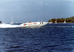 Cigarette 35 Raceboats-file0245.jpg