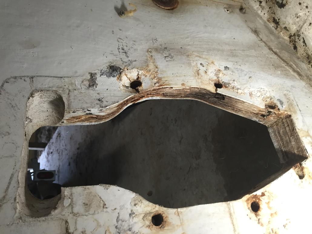 Fiberglass boat transom repair replacement