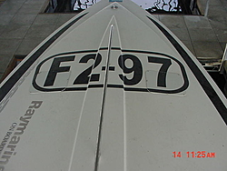 Treadwells 382 factory 2 race boat-mvc-003s.jpg