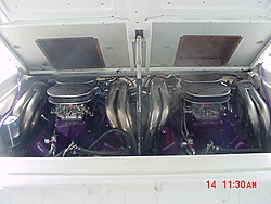 Treadwells 382 factory 2 race boat-mvc-010s.jpg