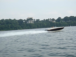 Post pictures of your formula!!!-driving-boat-thrubay.jpg