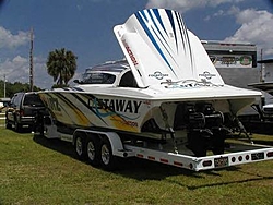 Fountain Race boats in Daytona...-utz.jpg