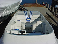 looking to buy 35-42ft fountain now..95'-00'.-cockpit-view-front.jpg