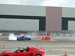 SEMA 2004 Pictures - Here They Are!-sema-drifting-competition-nissan-skylane.jpg