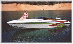 Best Single-Engine Boat 30-feet and Under-chris-boat-best-smalr.jpg