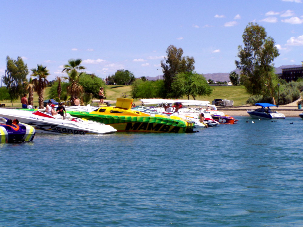 speed boats poker run lake havasu