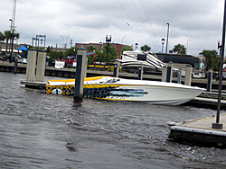 Floating Reporter-6/12/05-Jacksonville Poker Run-img_1661.jpg