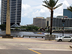 Floating Reporter-6/12/05-Jacksonville Poker Run-img_1670.jpg