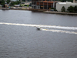Floating Reporter-6/12/05-Jacksonville Poker Run-img_1669.jpg