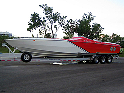 Floating Reporter-10/1/05-Land &amp; Sea Poker Run-img_2458.jpg