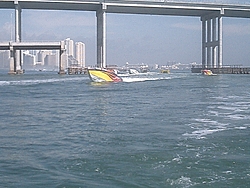 Floating Reporter-2/26/05-Miami Boat Show Poker Run &amp; Shooters Hot Bod Contest-miami-poker-run-06-015.jpg