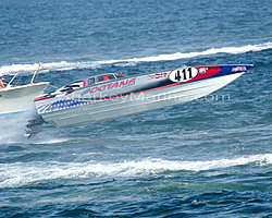 Phantom boats dominates 400 class at Point Pleasant-pic-race.jpg