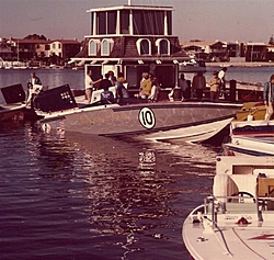 OLD RACE BOATS - Where are they now?-35-cigarette-race0005-small-.jpg