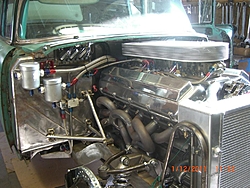 V-12 on the table-55-chev-bpm-3x4-intake-041.jpg