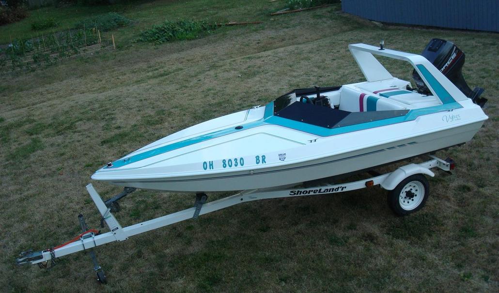 Vyper 4 Meter - Who's Looking For a Cool Small Boat ...