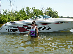 Boater Girl of the Day-p1240074.jpg