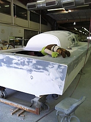 Fountain Building and Backing New SVL Raceboat-1016073_482110545202375_58241315_n.jpg