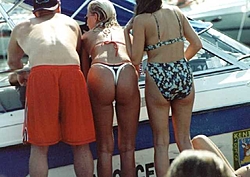 Let's see all the best Bikini Shots of the Holiday!-4thbutt.jpg