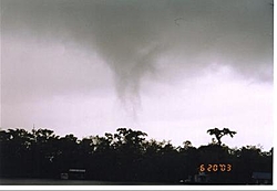 Boating in a lightning storm-tuesday-july-08-2003-image-2-.jpg