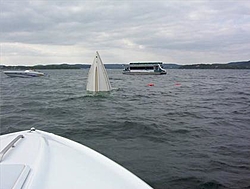 Did a boat reck on lake hartwell-fountian-sinking-3.jpg