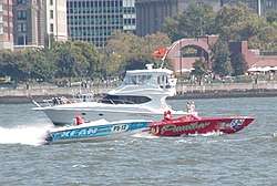 Pics from the SBI NYC Race-sbi_nyc-2004-59-panther_kean.jpg