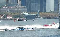 Pics from the SBI NYC Race-sbi_nyc-2004-16-mapei1.jpg