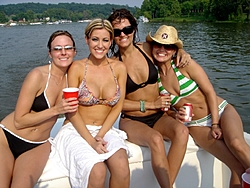 Girls of E DOCK/LOTO-amanda.jpg