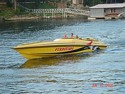 Yellow 42' Fountain-grand-lake-boats-009-small.jpg