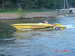 Yellow 42' Fountain-grand-lake-boats-012-small.jpg