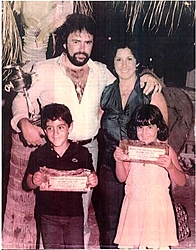 Pantera pics. from the early days ( History )-family-pic.jpg