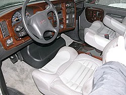 2005 GMC C4500 4X4 Crew Chariot ??-dscn3221.jpg